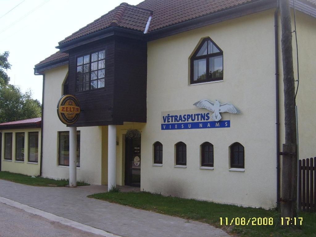 Vetrasputns Otel Mērsrags Dış mekan fotoğraf